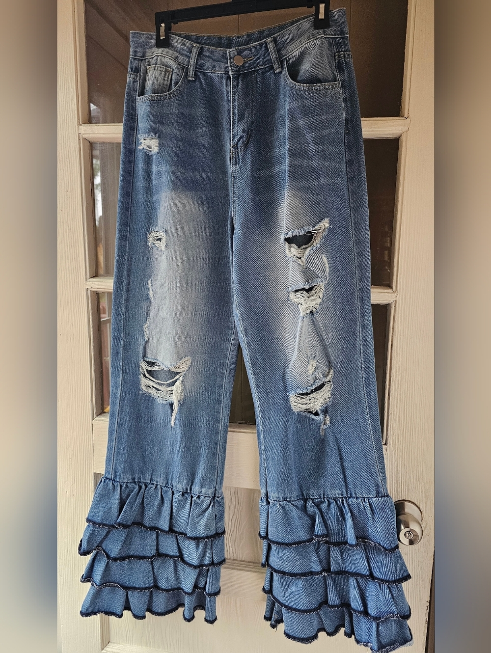 Size M Ruffle-Hem Distressed Wide-Leg Extreme High Rise Jeans - Blue